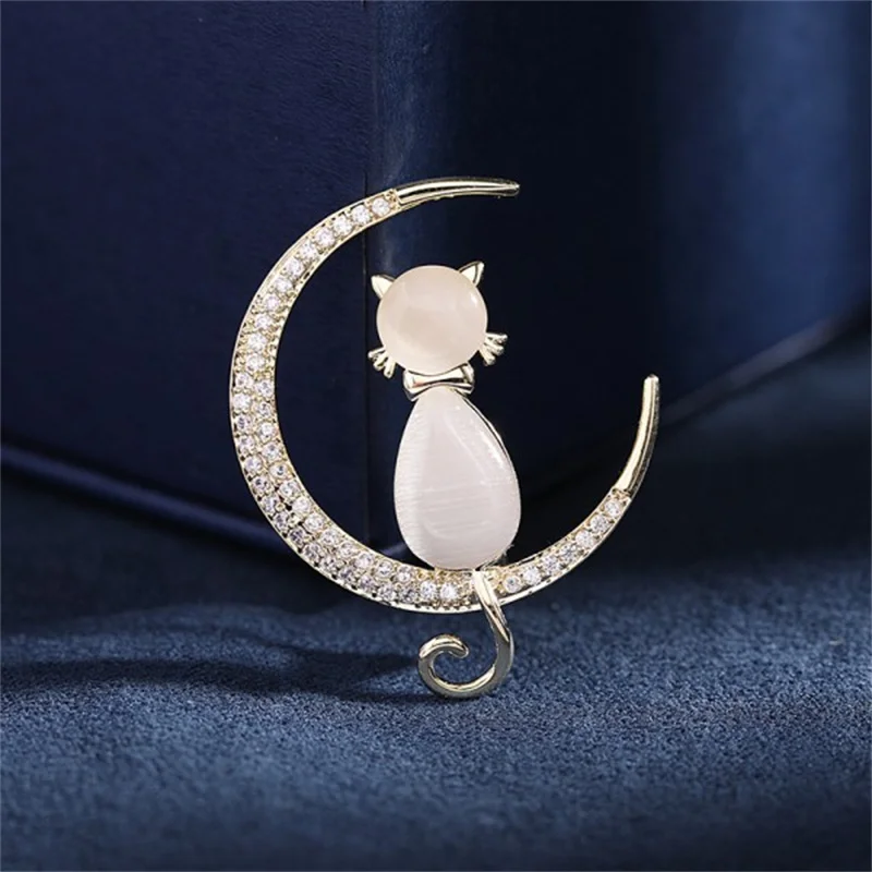 Cute Animal Brooch Elegant Cat Sitting On The Moon Brooches For Women Cartoon Opal Stone Zircon Kitten Casual Party Corsage Gift