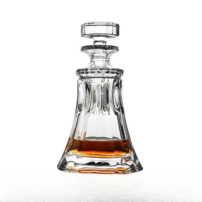 

Crystal glass foreign wine brandy whiskey bottle, decanter