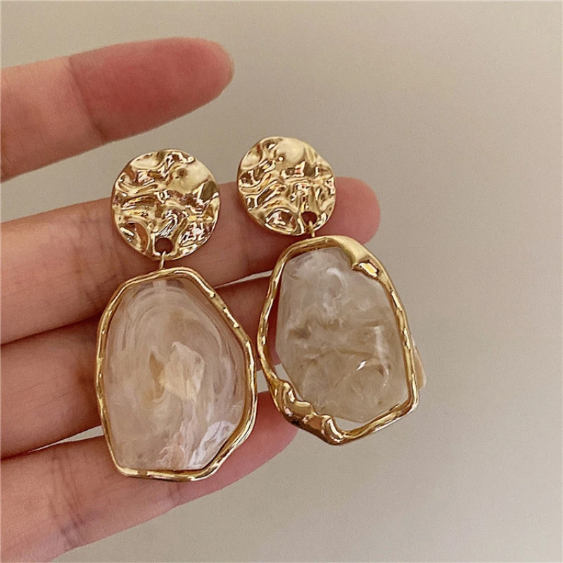 

Vintage Temperament Brown Resin Square Big Pendant Earrings for Women Acrylic Geometric Stud Earrings Fashion Jewelry