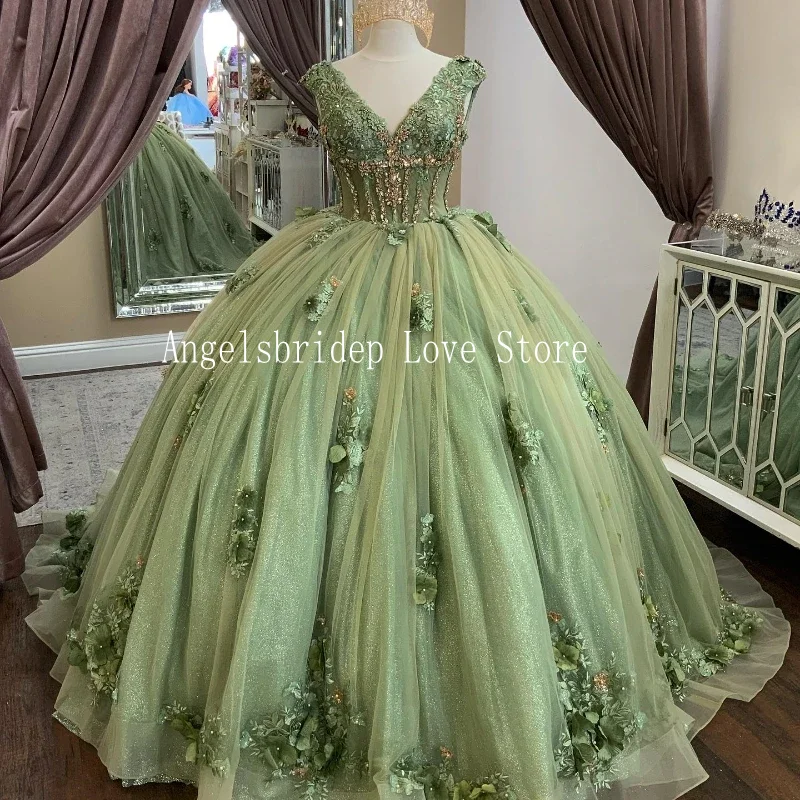 

Angelsbridep Luxury Sage Green Ball Gown Quinceanera Dresses V-Neck 3D Flower Vestido De 15 Anos Girls Birthday Party Dress