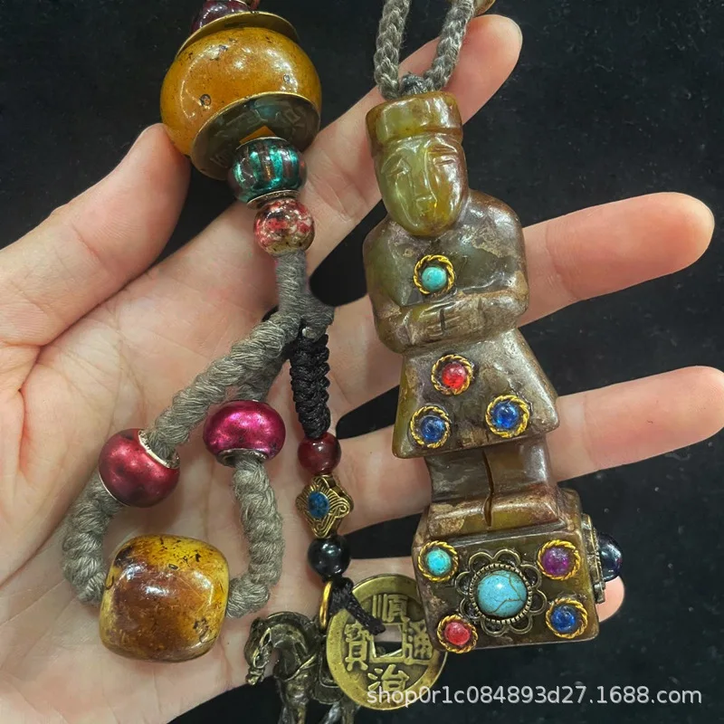 

Винтажный кулон с патиной, инкрустированный камнями, с бусиной Дзи в девяти глазах, из терракотового нефрита и ханьского фарфора.