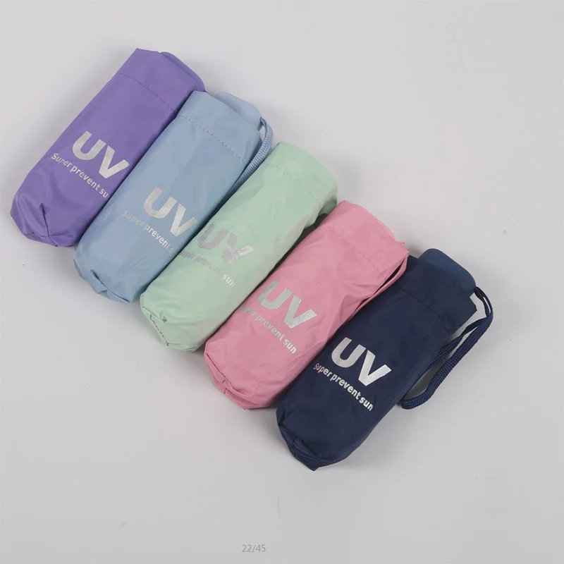 Ombrello pieghevole Mini ombrello con custodia leggera Design compatto per viaggi ombrellone portatile leggero ombrelli da sole e pioggia all\'aperto