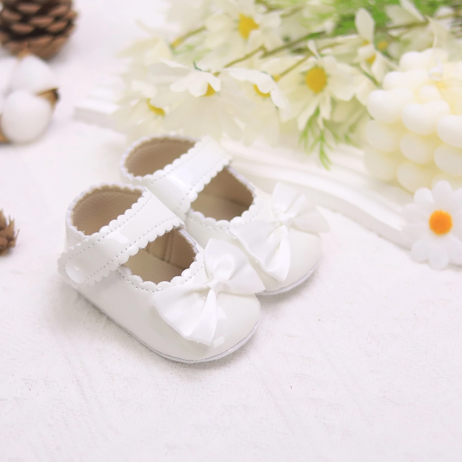 Baby toddler shoes baby girl first pair of front shoes fashion breathable Mary Jane elegant flats bow flats