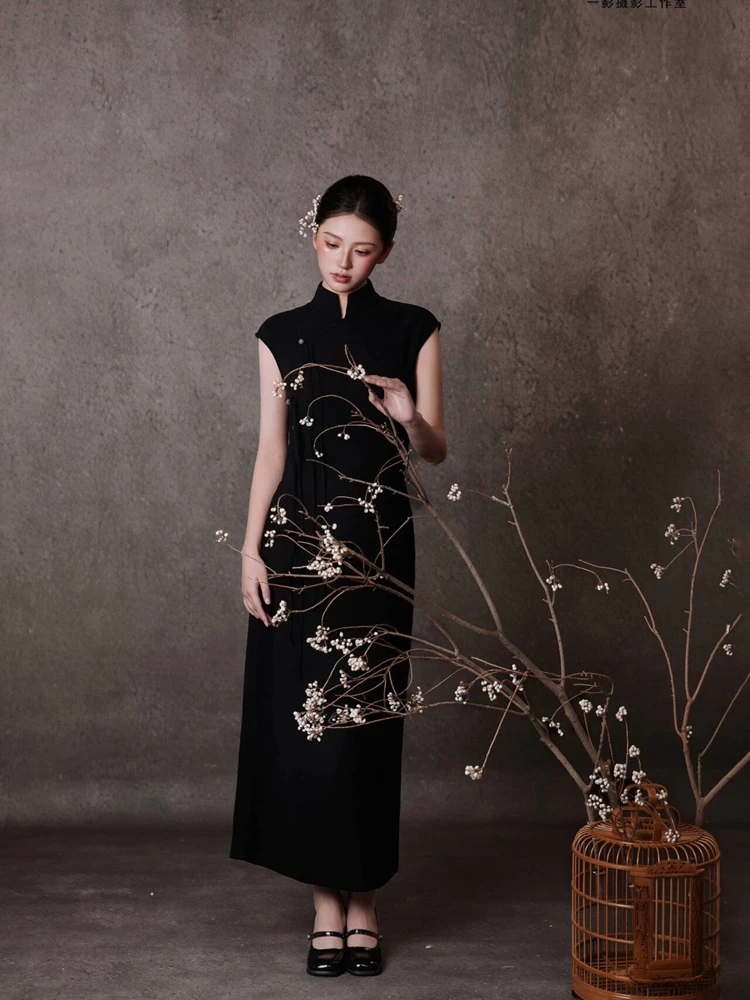 

New 2026 Vintage Chinese Style Portrait Photography Artistic Flag Robe Women's Fashionable Ethnic Stage Costume Portrait Dress