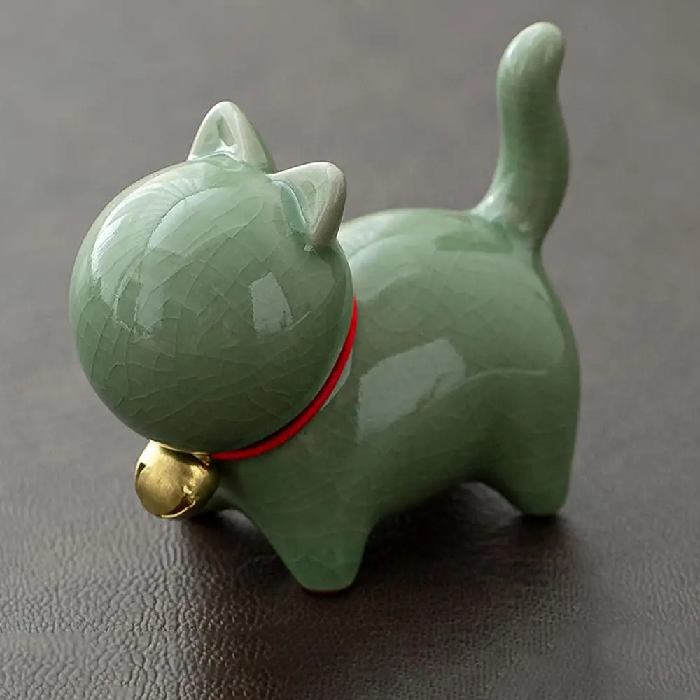 Ceramic Mini Lucky Cat Miniature Cute Cat Sculpture Cat Figurine Decoration Vivid Micro Landscape Decor For Bookshelves Bedroom