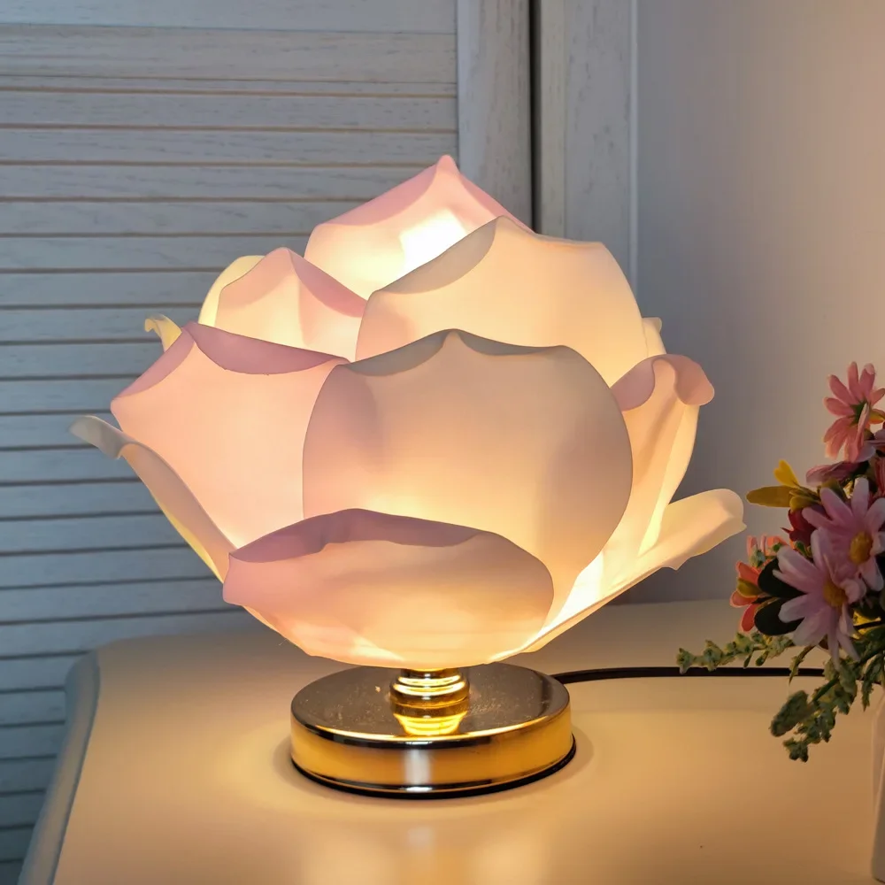

Nice Creative Rose Floral Table Lamps Girls Bedroom Atmosphere Decorative Night Lights