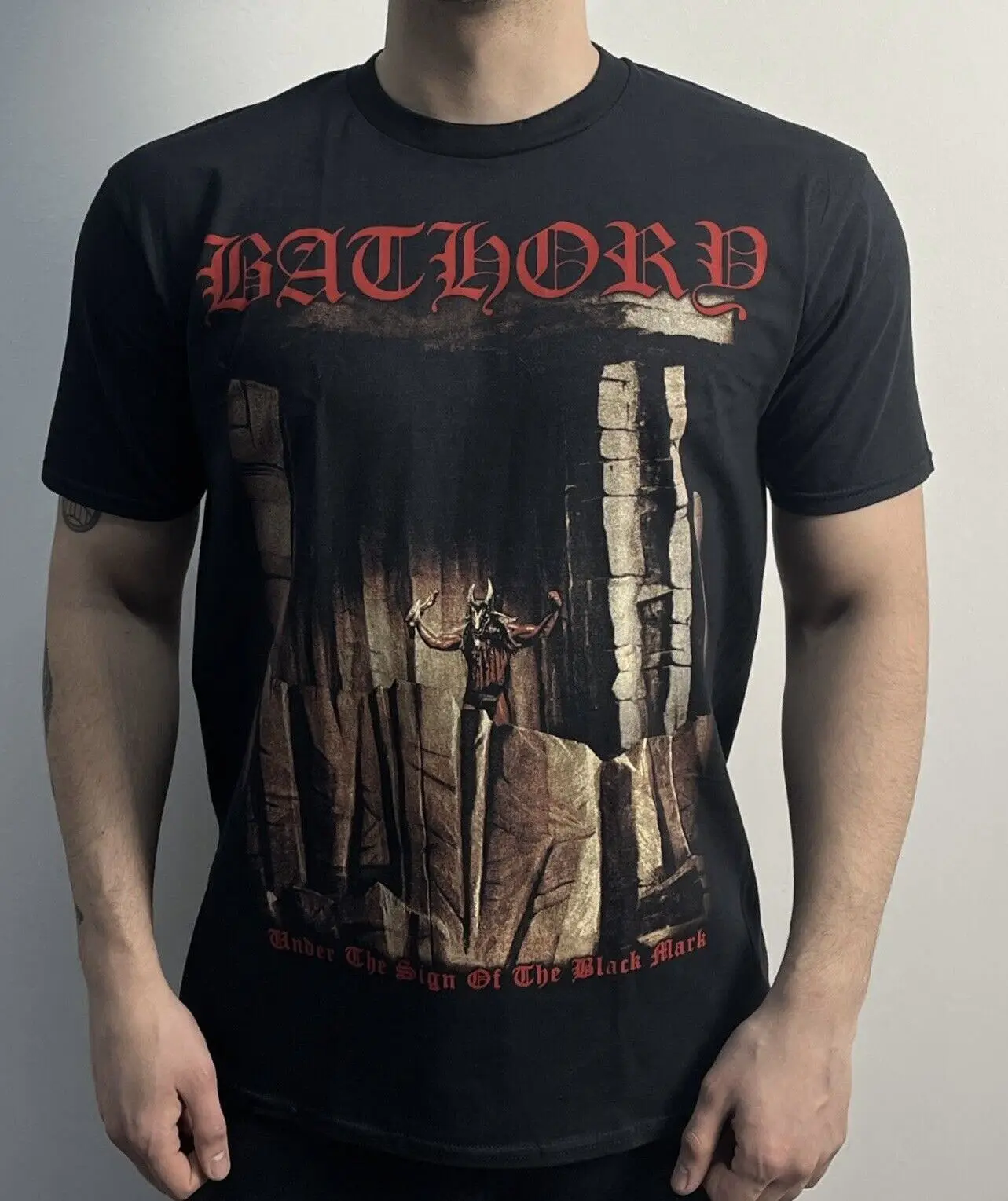 

Bathory-под знаком черной марки, черная футболка