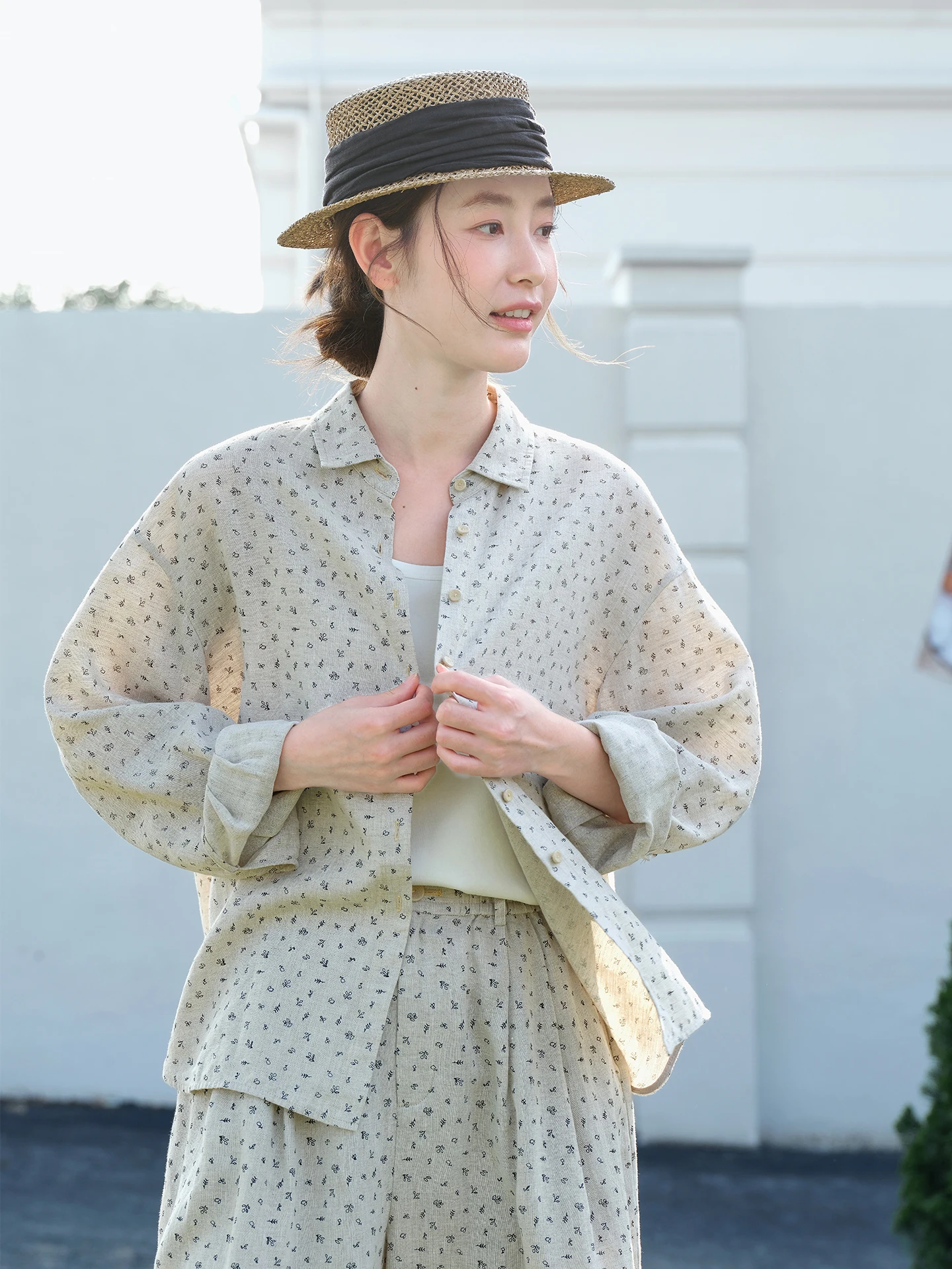 

Artistic Floral Print Linen Shirt Long Sleeve Sand Washed Women's Summer Casual Style Straight Cut Thin Fabric Flip Collar