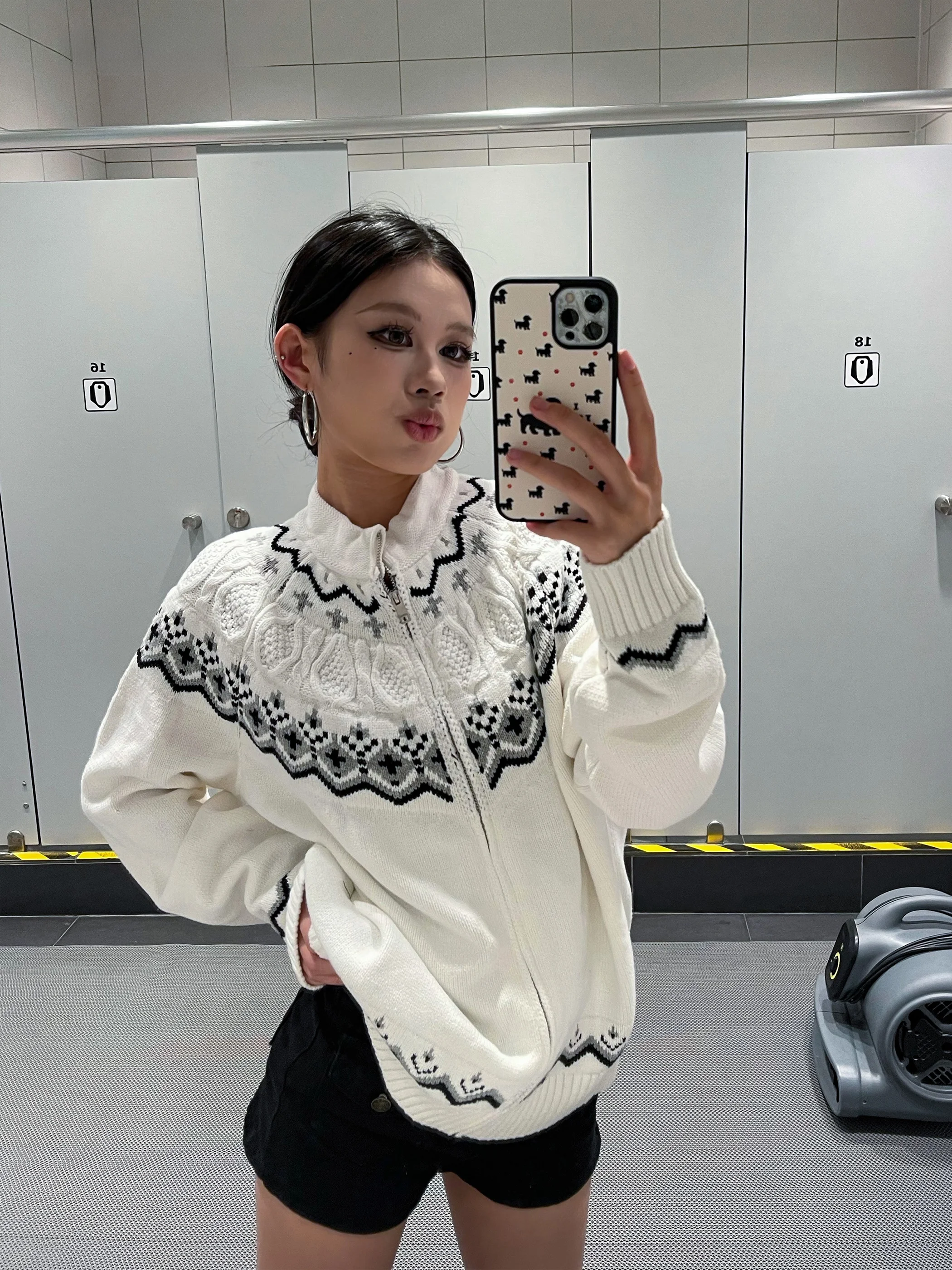 

Мужской белый вязаный кардиган в американском ретро-стиле с узором Fair Isle, осенне-зимняя верхняя одежда, теплый, с высоким воротником, для комфортного отдыха