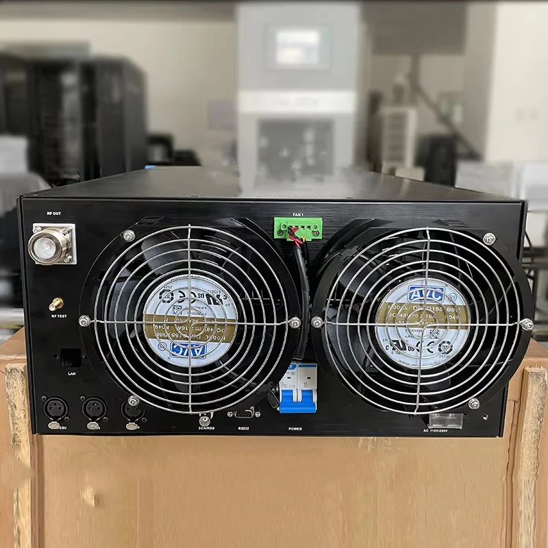 شاشة تعمل باللمس 5000 واط 5KW FM بث الارسال