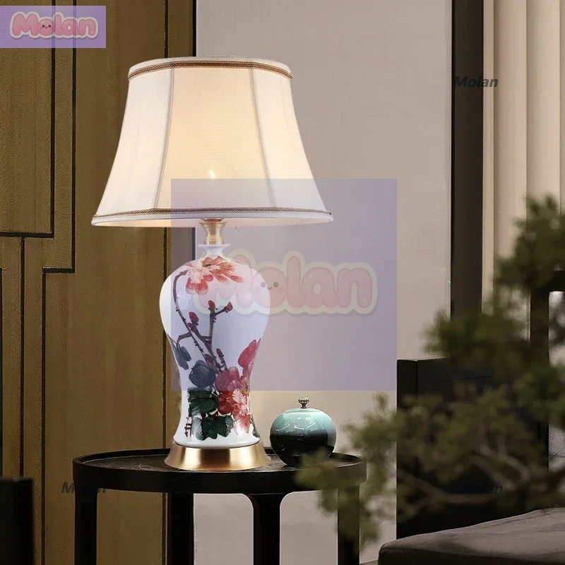 

New Chinese table lamp Bedroom bedside lamp Jingdezhen hand-painted ceramic villa club decoration Living room table lamp all cop