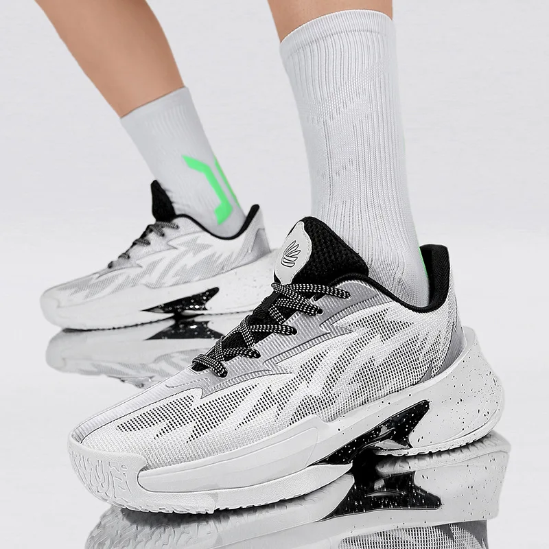 Couple Basketball shoes breathable Mesh Shoes Ultra-light Cushioning Carbon Plate Running Shoes Casual and Versatile sneakers