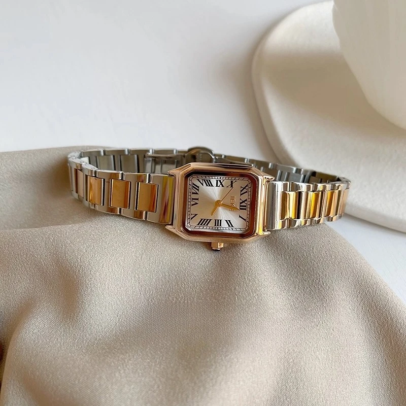 Simple retrostyle square-faced wristwatch for women student stylesteel strapperfect as a birthday gift High-quality luxury watch