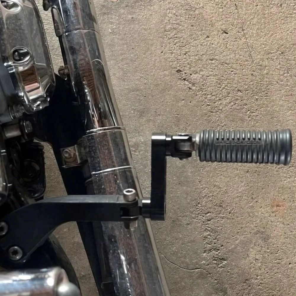For Touring Foot Peg Extension Bracket New Motorcycle Foot Peg Highway Bracket 360° Adjustable Rugged Foot Peg Extension Bracket