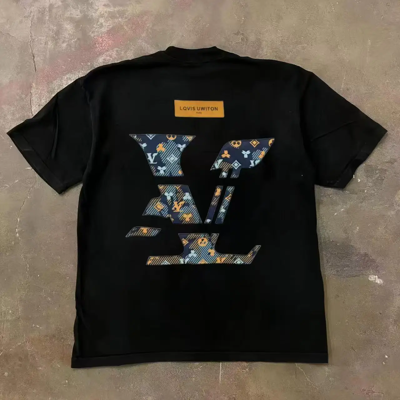 

2026 новая высококачественная модная мужская рубашка с короткими рукавами и рисунком, чистый хлопок, повседневная и универсальная