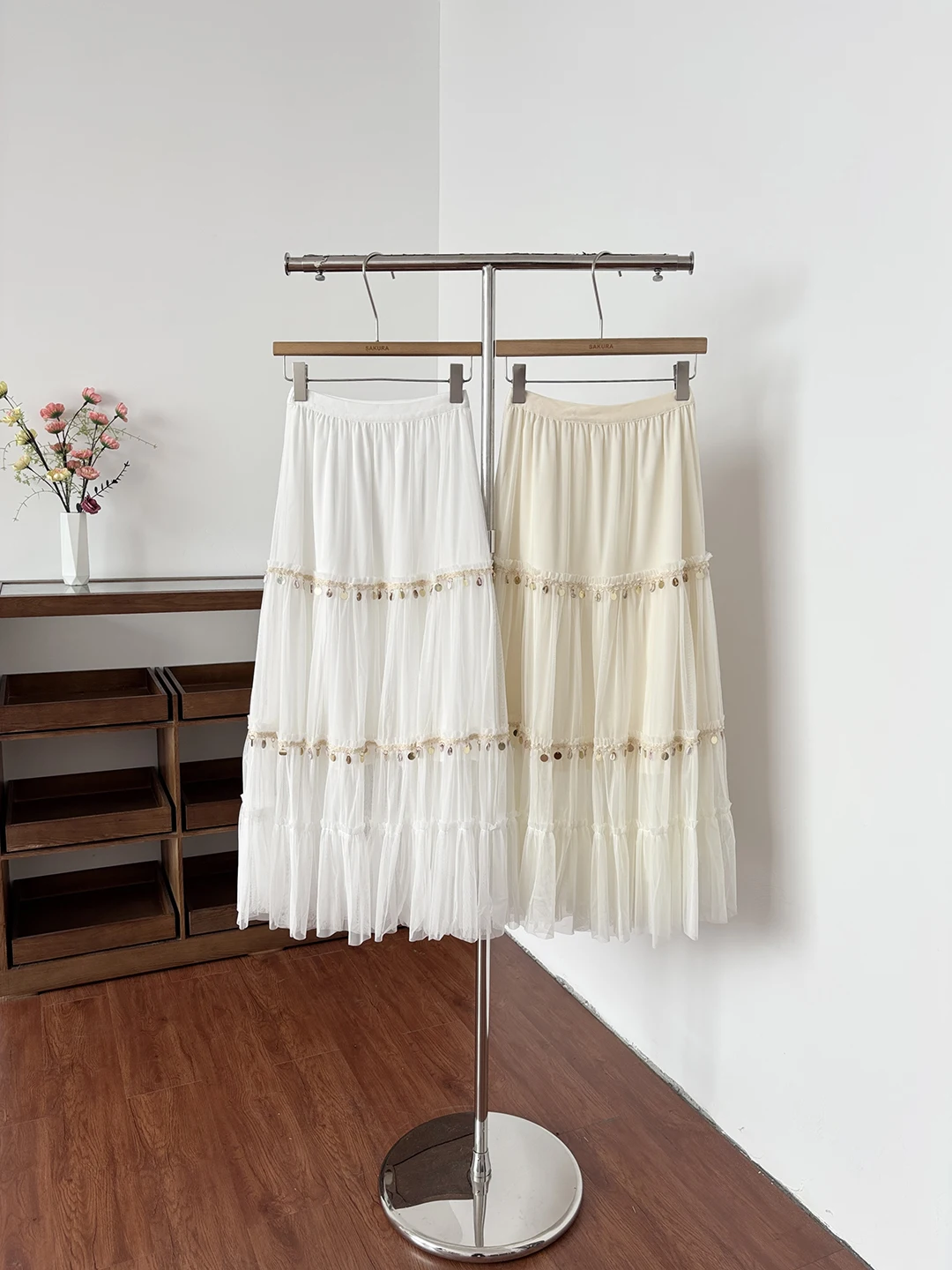 

Новая женская летняя юбка миди А-силуэта с блестящими пайетками и бахромой, из нежной сетки, дышащая, приятная к телу