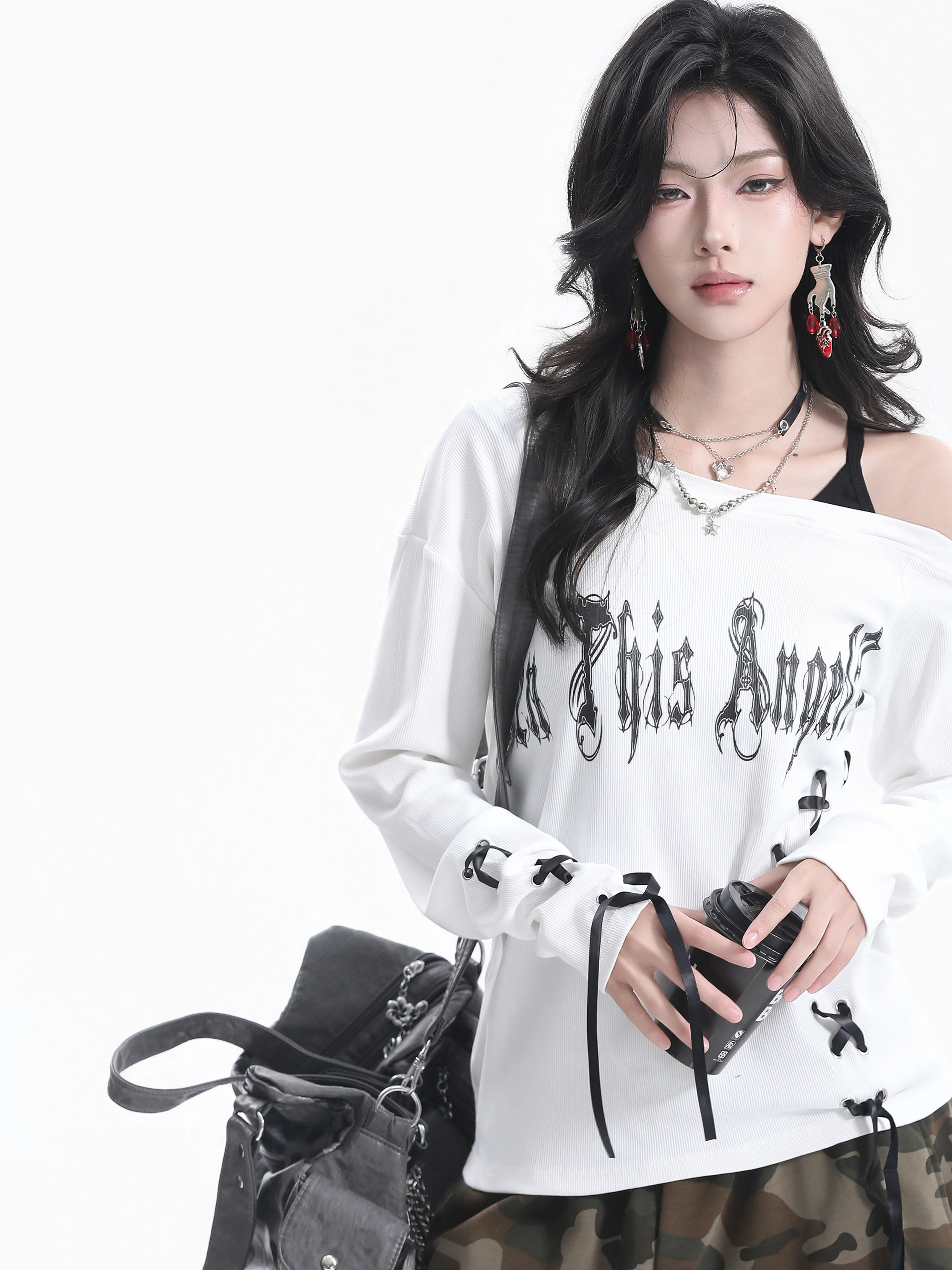 Gothic Style Printed Asymmetrical Shoulder Long Sleeve T-Shirt Women's Bared Shoulder Fake Two-Piece Cuff Tie Atmosphere Long...
