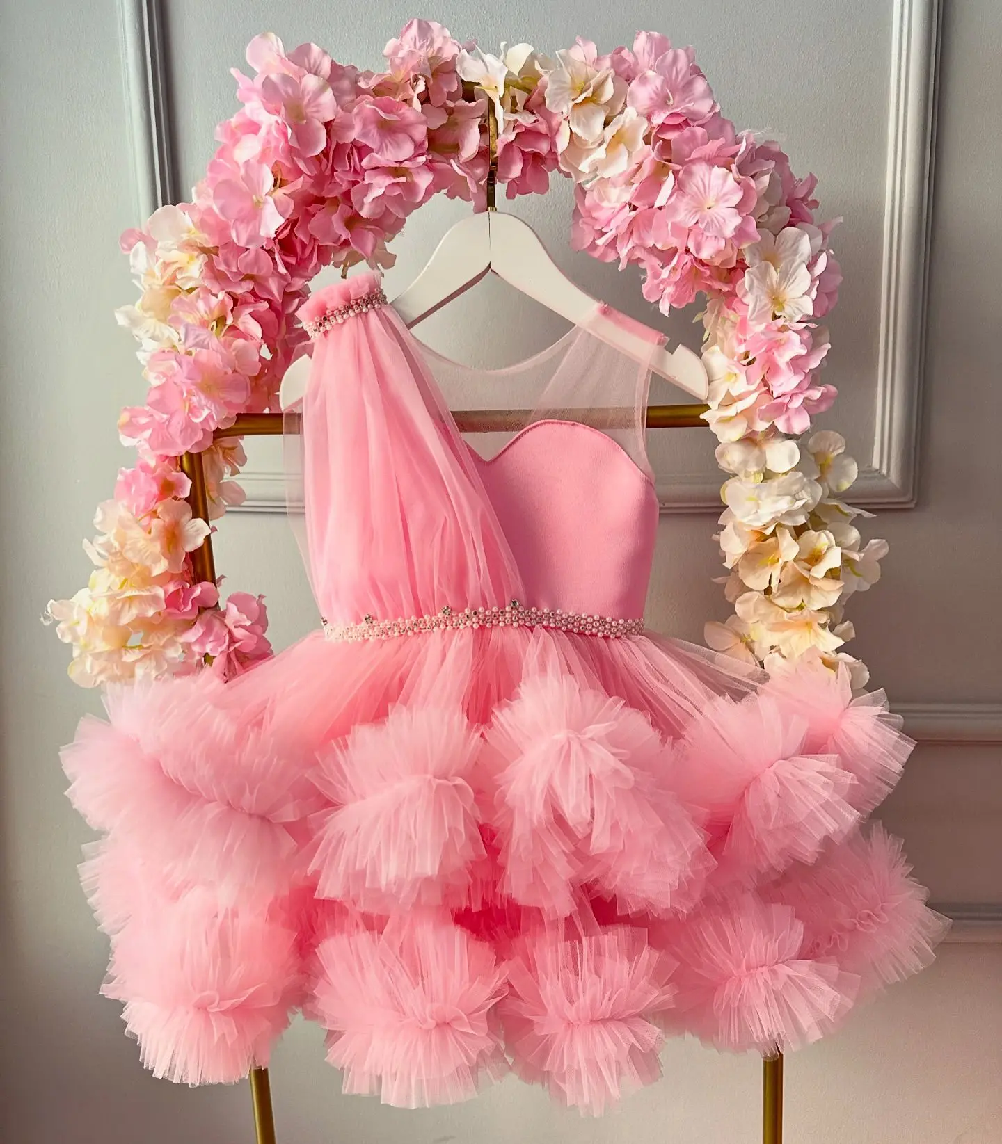 

Pink One Shoulder Ruffle Tiered Little Flower Girls Dresses 2025 Tulle Ball Gown Girls Pageant Dresses