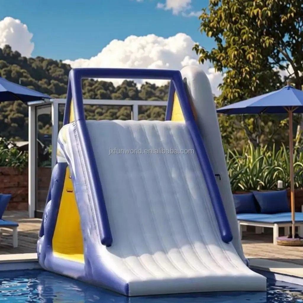 

Высококачественная надувная герметичная водная горка-треугольник для игр на воде