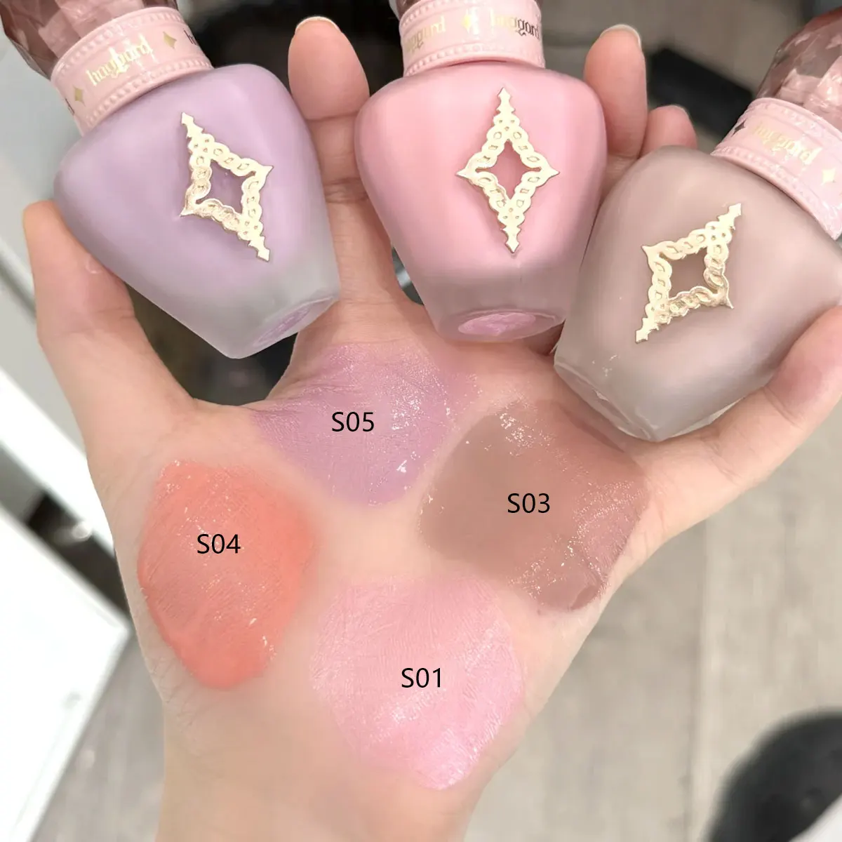 Haggard Emo Monster Liquid Blush,Blush & Contour,Multi-Functional,Lightweight & Skin-Fit,Sweet Girly Makeup,Luxury Makeup