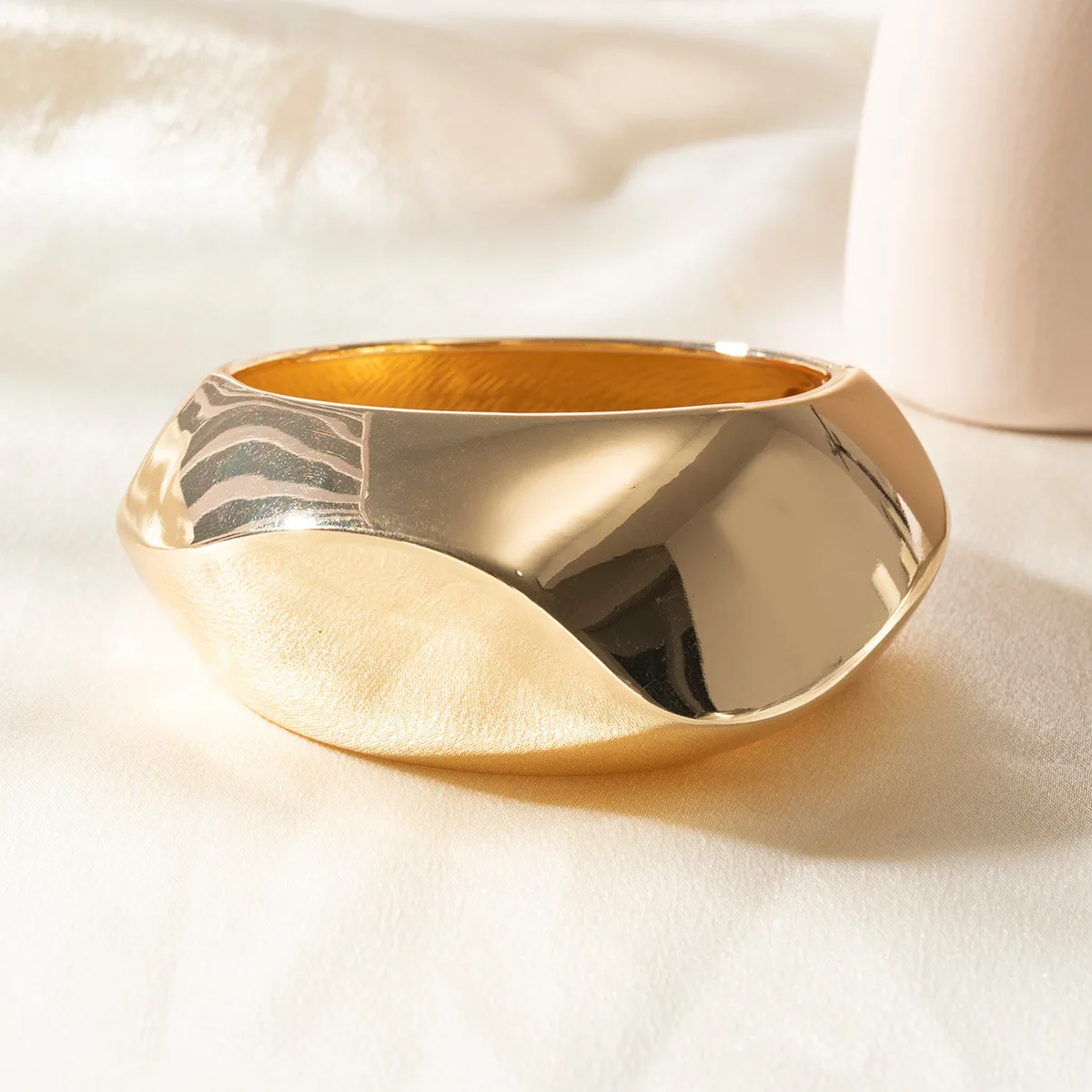 KMVEXO Exaggerated Wide Elastic Spring Metal Bracelet Punk Asymmetrical Huge Cuff Bangles Charm Chunky Jewelry For Women Men New