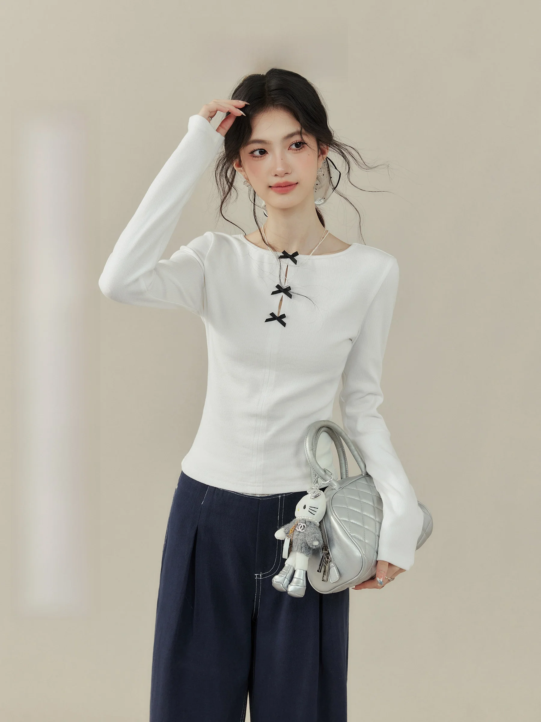 

Ele Long Sve Slim Fit T-irt for Women Knot Design plus Size White Top Autumn Faion Tea Fraance Sle