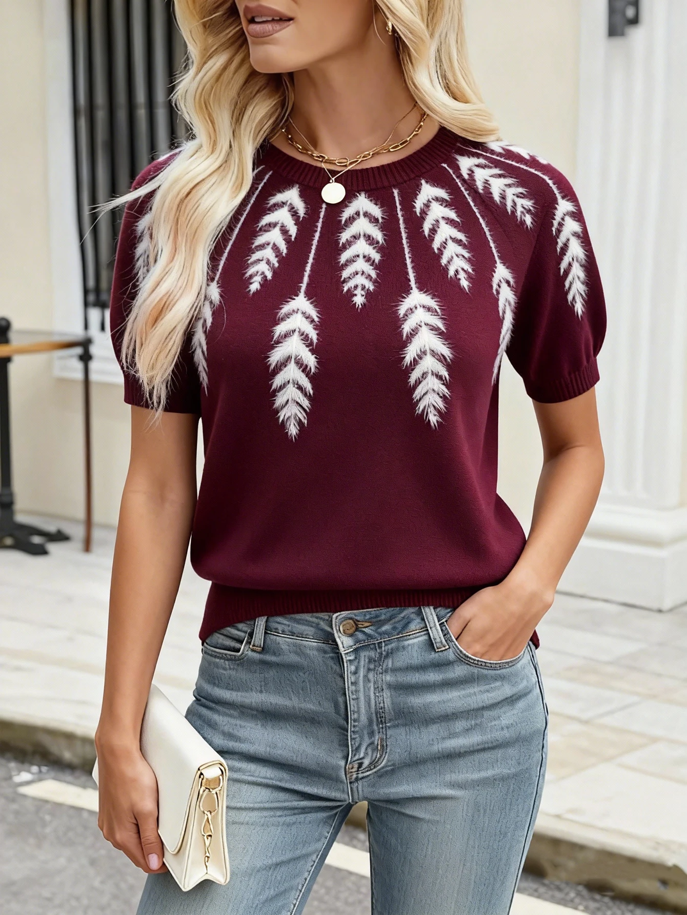 Early Autumn Round-Neck Puff-Sleeve Knit Top, Flocked Wheat Ear Feather Jacquard Short Knit Sweater, European and American Retro Burgundy Women's Clothing, Suitable for Autumn Market Events, Holiday Gatherings, Short Trips, European Early Autumn Casual and Commuter Style Versatile Short Knit T-Shirt