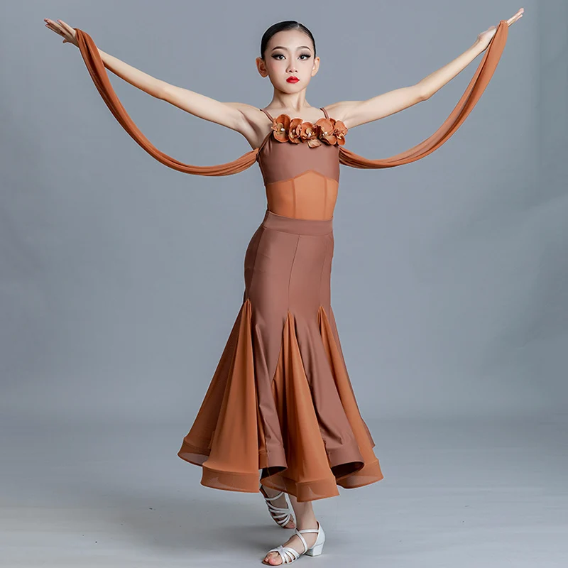 Abito da ballo moderno per ragazze adulte, competizione per bambini, body e gonna grande in rete, costumi di danza valzer standard nazionale