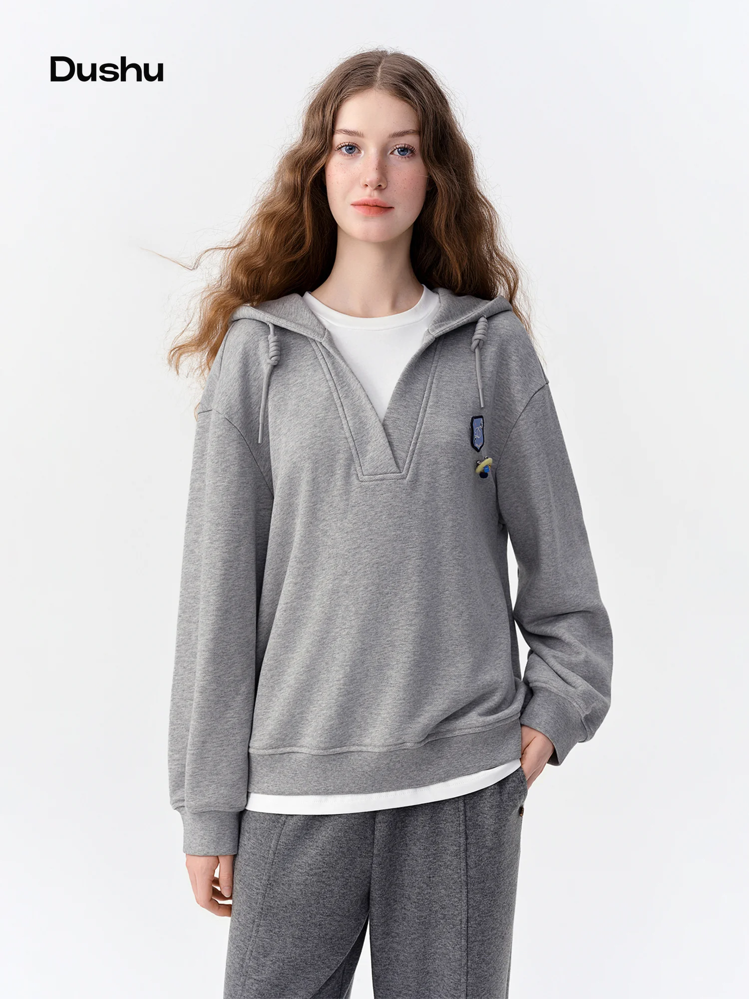 DUSHU Women's Preppy Style Fake Two-piece Patchwork Hooded Sweatshirt Winter Fashion Casual Long-sleeved Sweater Loose Exercise