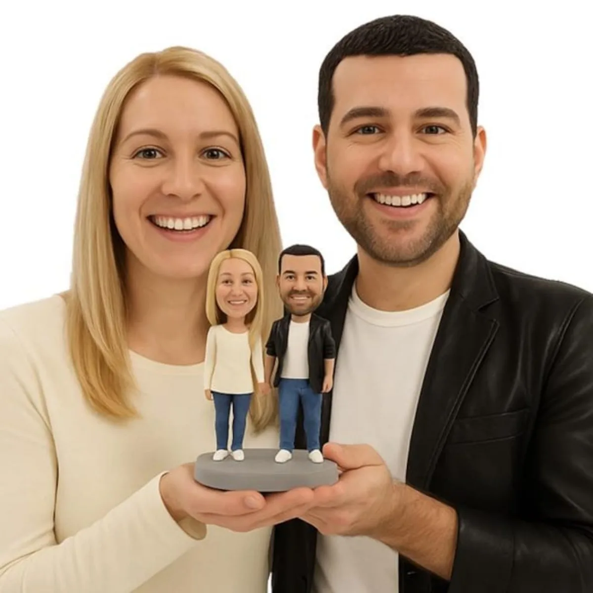 

Персонализированная кукла-бобблхед на заказ по фото, ручная работа из глины, фигурка, кукла-бобблхед, подарок для неё, сувенир