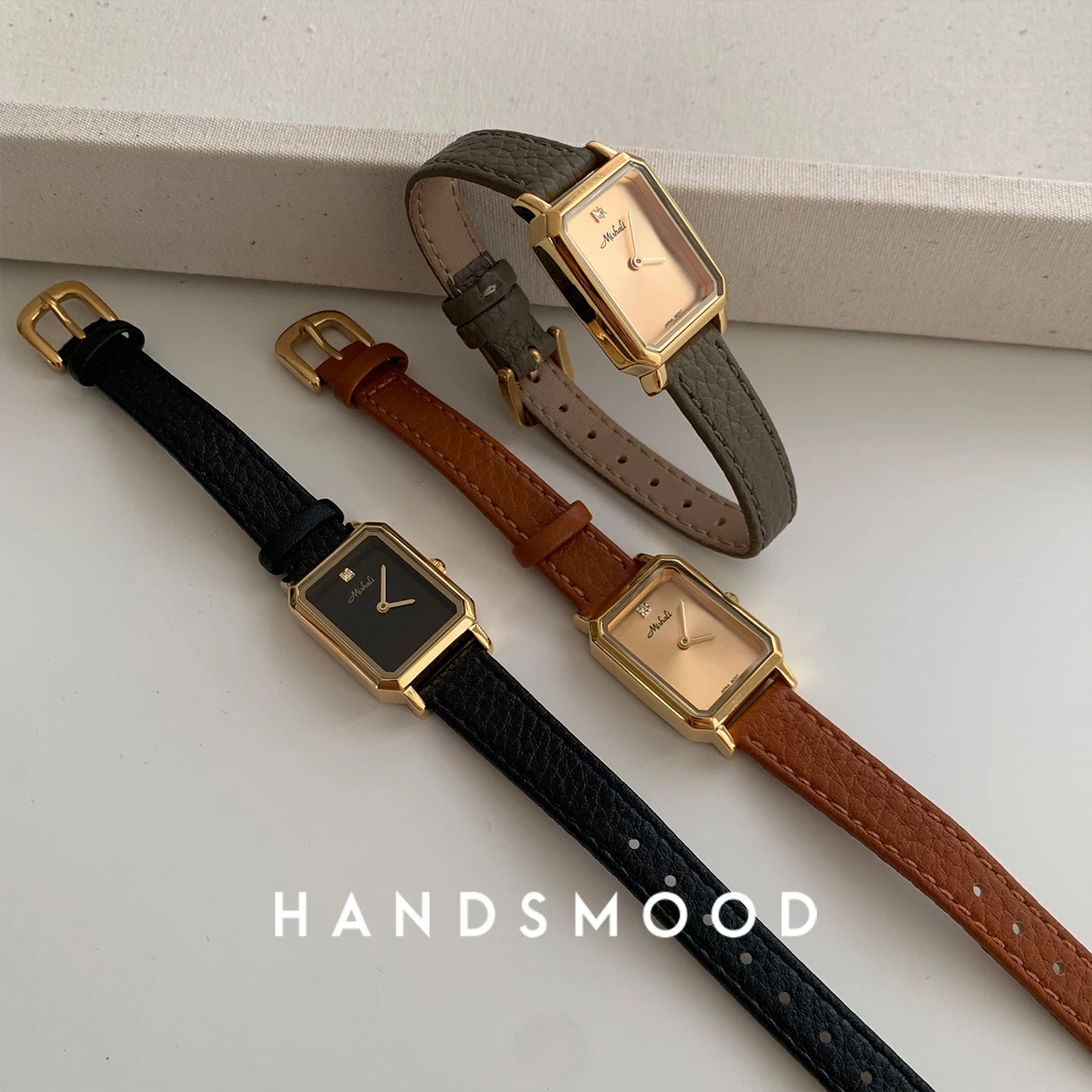 Jam tangan mewah berkualitas tinggi bergaya retro, dial persegi kecil, tali kulit, jam tangan wanita modis, cocok untuk segala suasana, jam tangan quartz untuk aktivitas sehari-hari