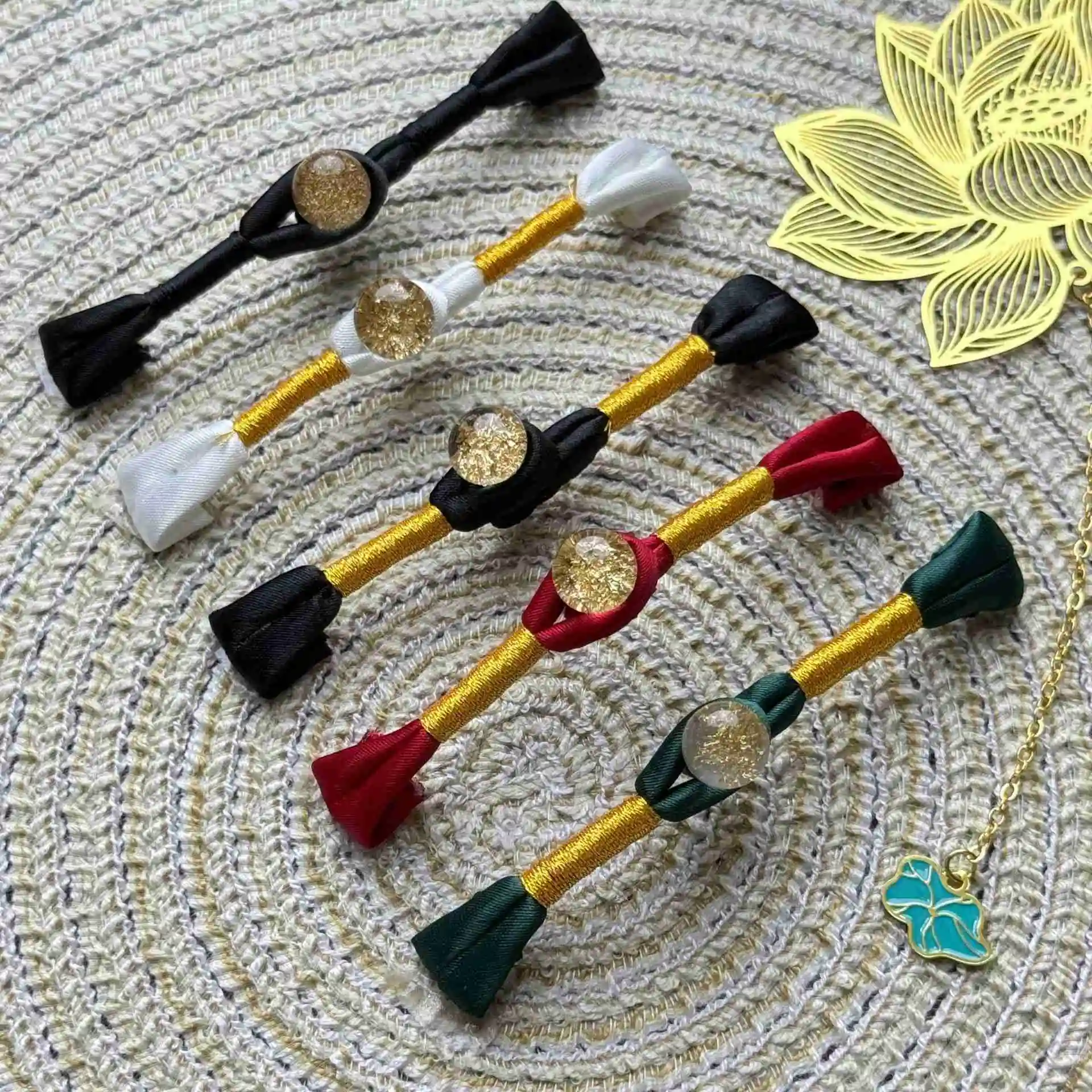 

Кнопка в китайском стиле с золотой фольгой, завернутая в один слово, тканая пуговица ручной работы, аксессуар для костюма Ханфу Тан, кнопка Cheongsam Pan