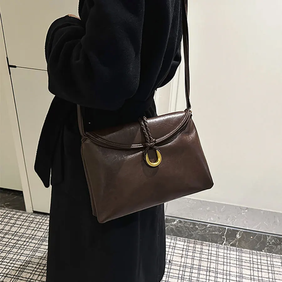 

2025 Trendy! Women's Vegetable - Tanned Leather Envelope - Style Shoulder Bag - Big Capacity, Soft & Versatile, Elegant Design