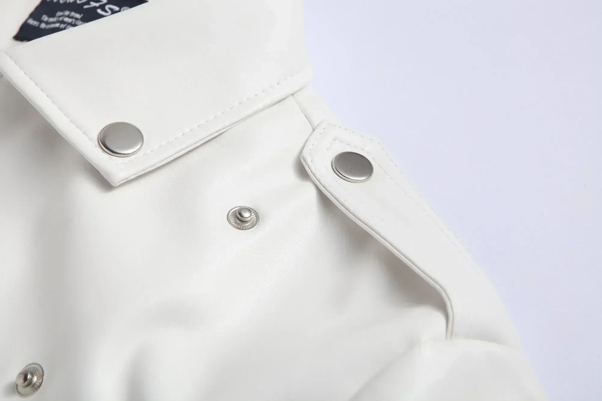 Men Slim White Leather Jackets Oblique Zipper Motorcycle Jackets New Men Outwear Moto Biker PU Leather Coats Size 4XL view 4