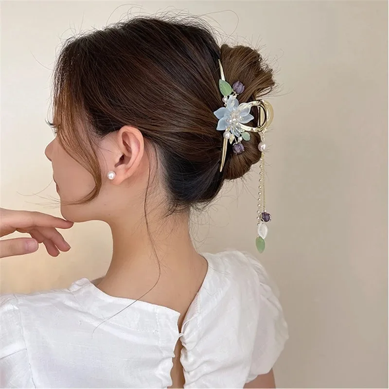 New Bell Orchid Flower Pearl Tassel Grab Clip Women\'s Ponytail Shark Hair Grab Sweet Hair Clips Girls Fashion Hair Accessories