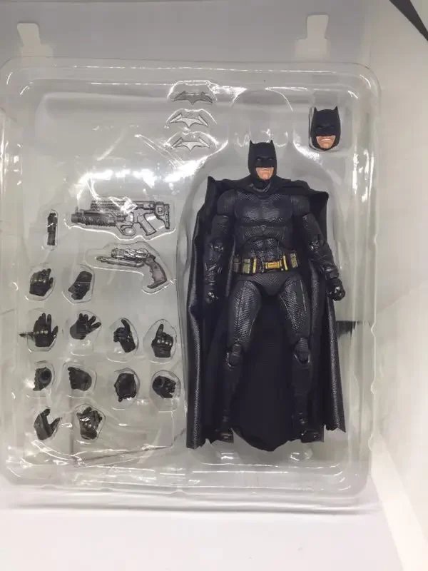 MAFEX 056 BATMAN Liga de la Justicia Batman figura de acción 16 cm modelo muñeca juguetes modelo