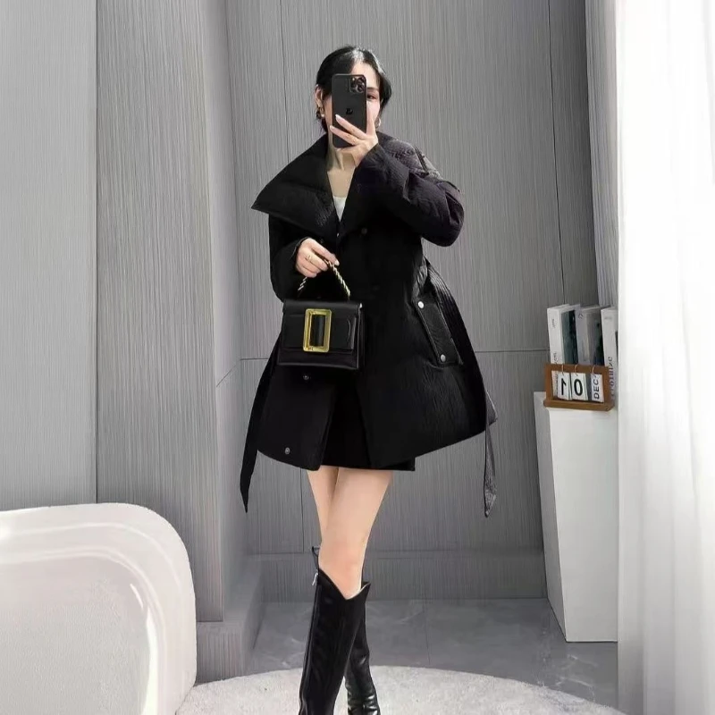 

Новый зимний пуховик, женский жаккардовый пуховик с воротником с лацканами и поясом на талии, с вышивкой, модная утолщенная парка с тяжелыми деталями