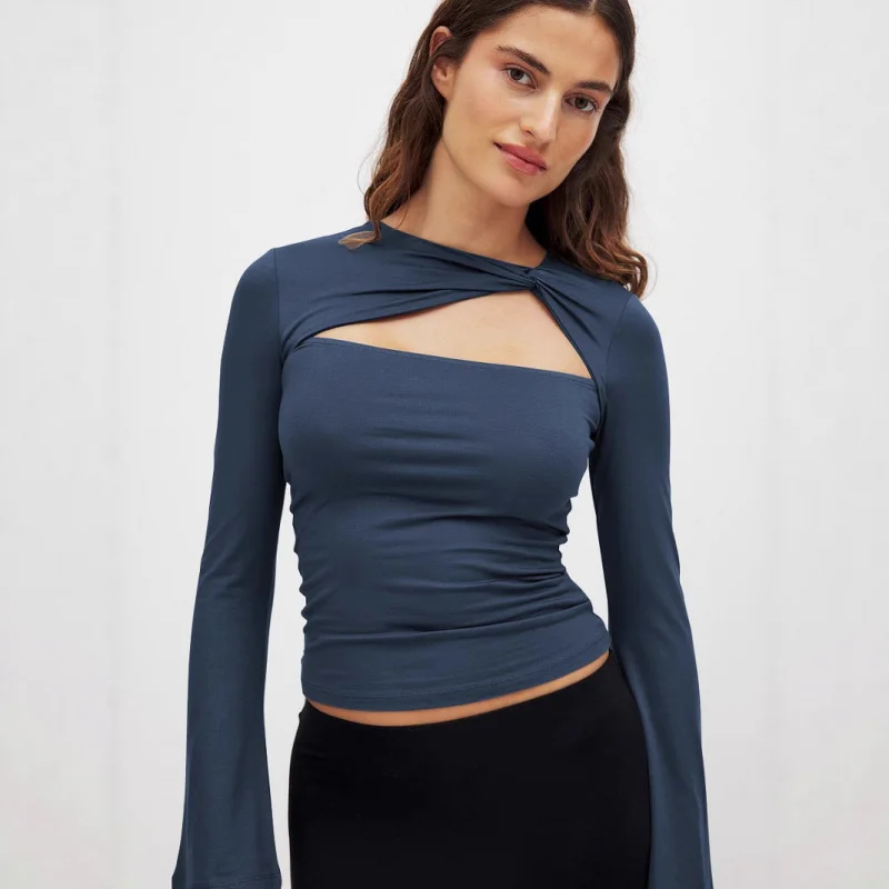 

Autumn Hot Girl Collarbone Hollow Out Twisted Long Sleeved T-Shirt Pure Desire Style Slim Fit Niche Top