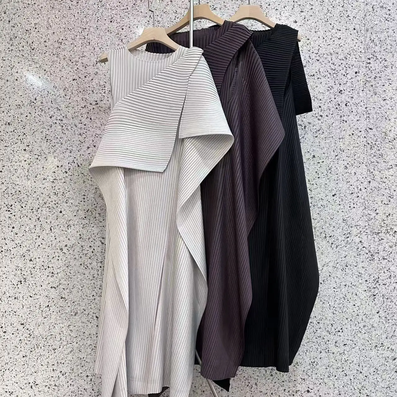 Japanese Style Sea Weed Pattern Dress Elegant Style Loose Fit Polyester Fiber round Neck No Sleeve Summer New Arrival