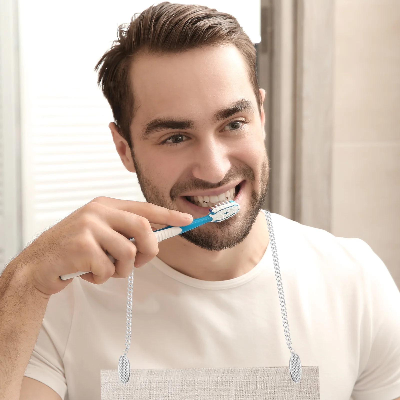 

5pcs Napkin Heavy Bib Clips Duty Alligator Holder Rustproof Bib Clip Chain For Adults Portable Napkin Holder Clip