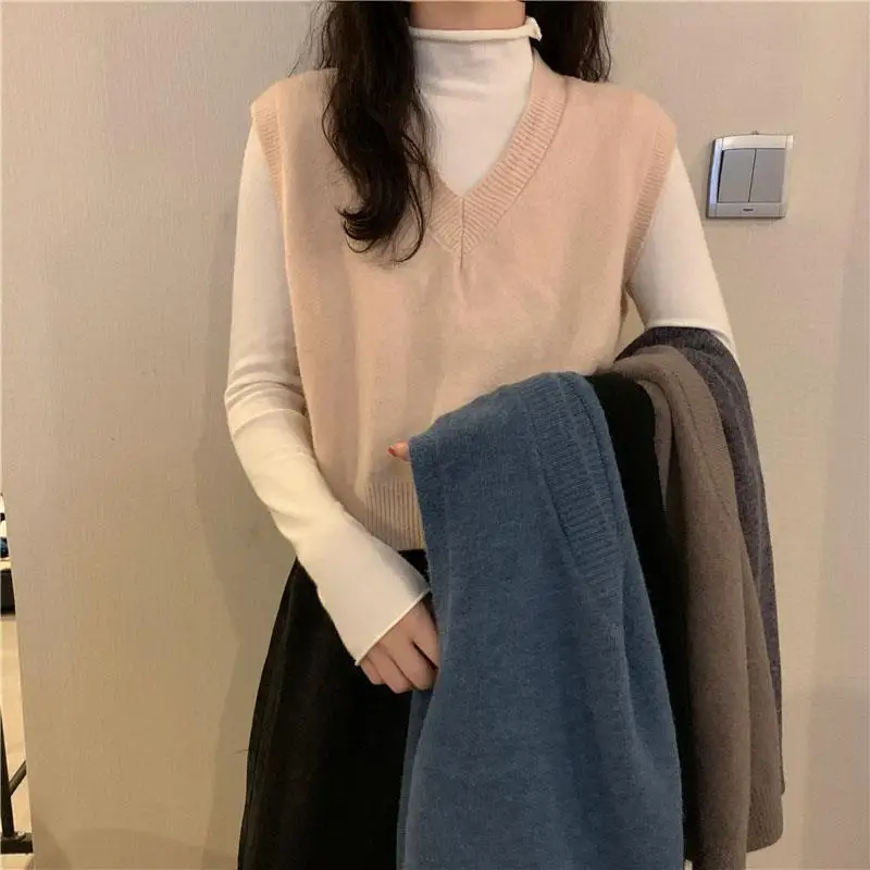 Solid Color Knitted Sweater Vest Women 2023 Autumn Sleeveless V Neck Jumpers Woman Korean Style Knit Pullovers Outside Wear