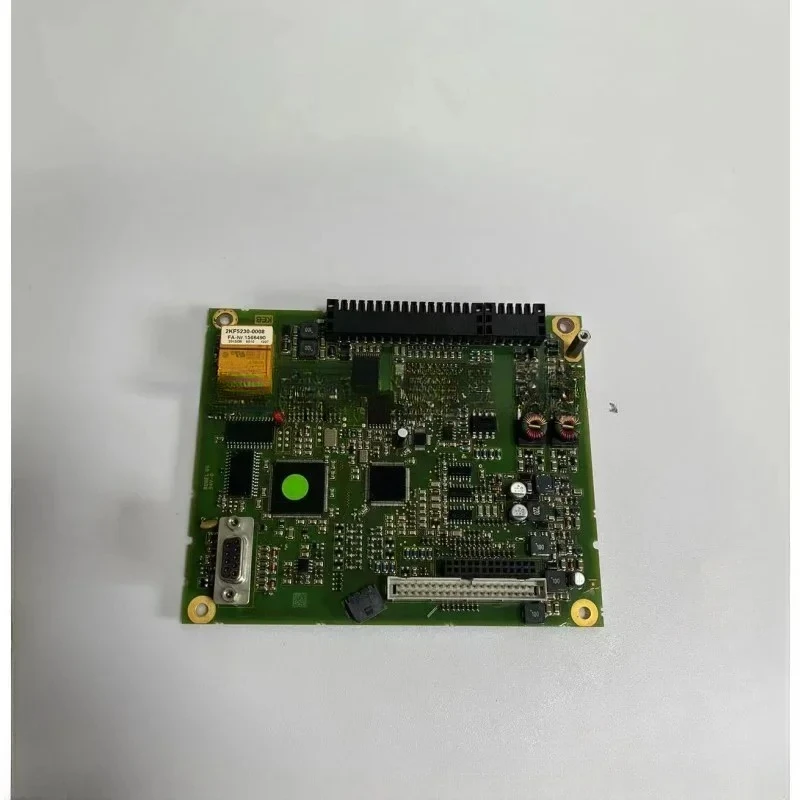 

KEB 18F544H-0438 18F544H-04A8 Материнская плата 2KF5230-0008 Б/у в хорошем состоянии