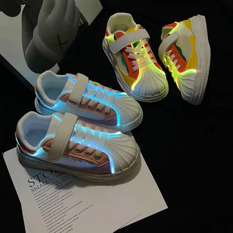 

Fashion Girls Shoes 2025Autumn New Kids Sneaker Soft Soled Boy LED Light Shoe Simple Girl Casual Shoes Anti Slip Child Mesh Shoe