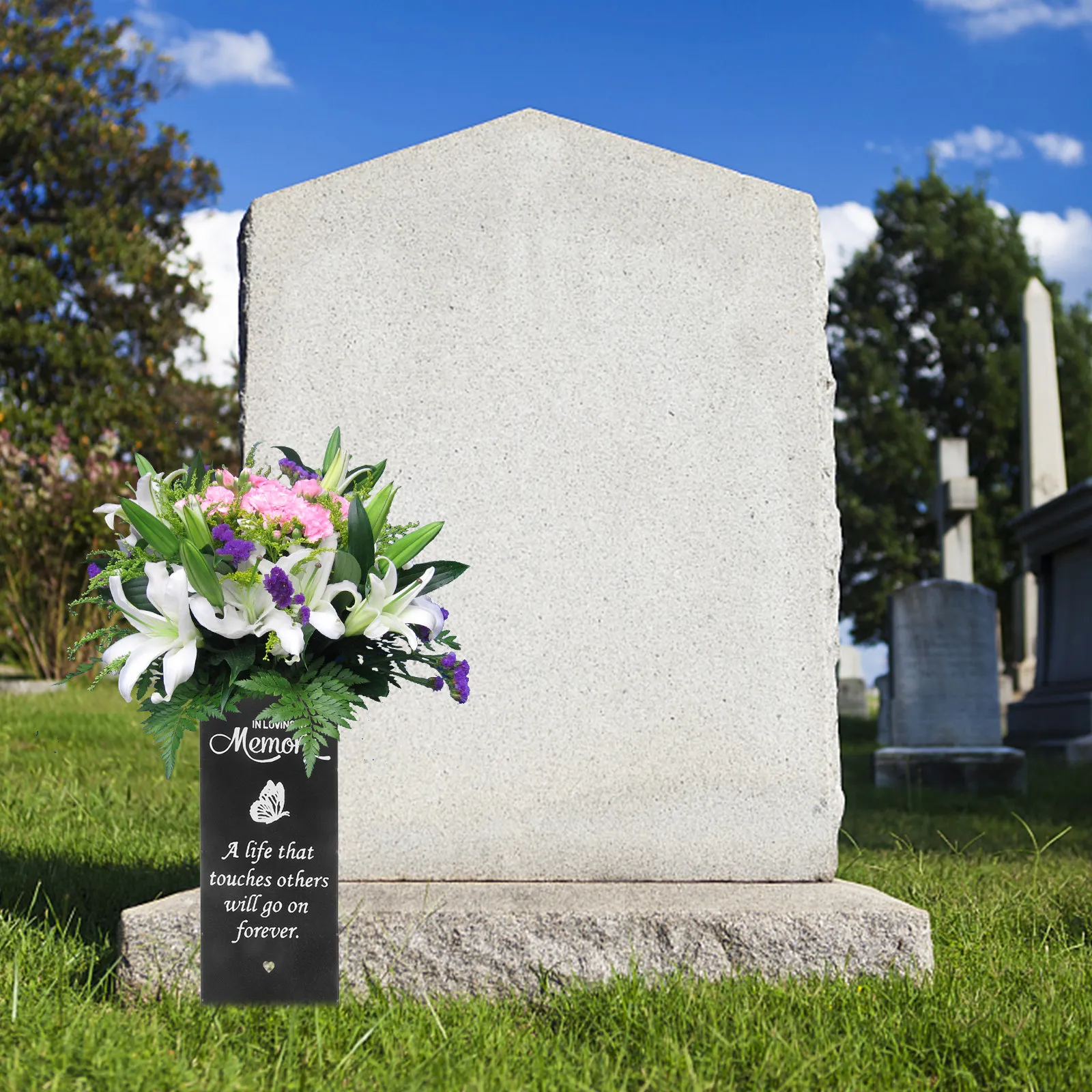 

Metal Grave Vase Spike Inserted Cemetery Flower Holder Memorial Vase for Outdoor Garden Decoration Metal Flower Holder