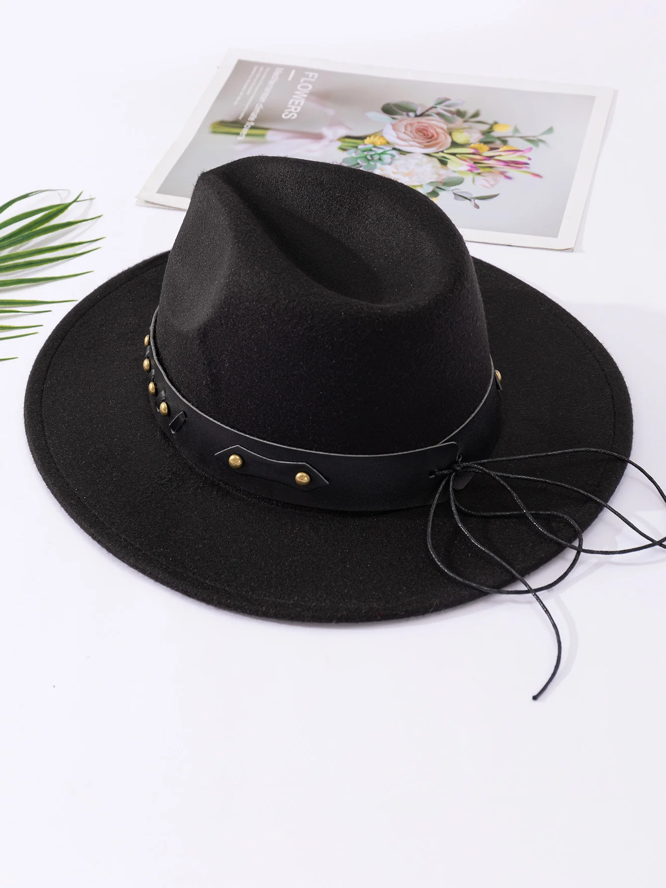 European and American style woolen cloth flat brimmed jazz hat for men and women lovers national style hat visor hat cowhead bel