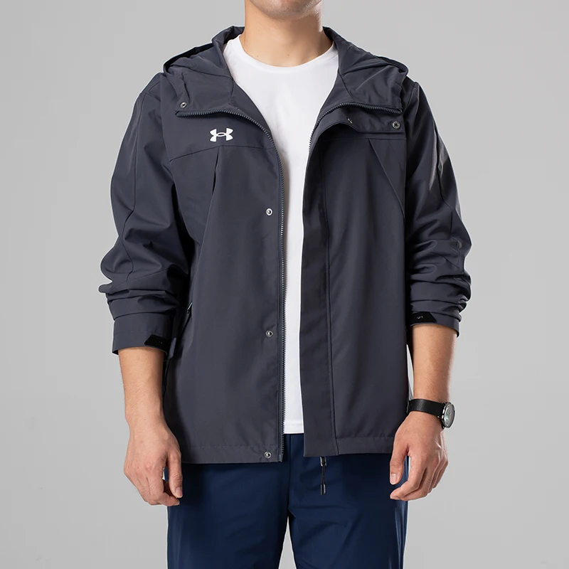 

Мужская спортивная, простая, удобная и стильная тканая куртка с капюшоном Under Armour 23600401-013