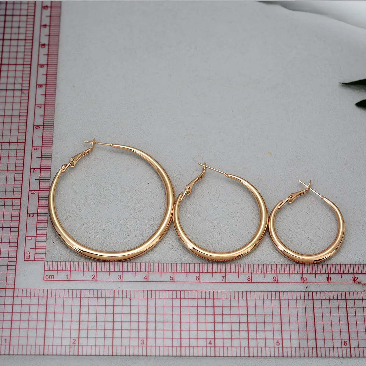 New Chunky Metal Big Hoop Earrings For Women Punk Round Statement Earrings Hoops Thick Fashion Jewelry Femme Boucles d\'oreilles