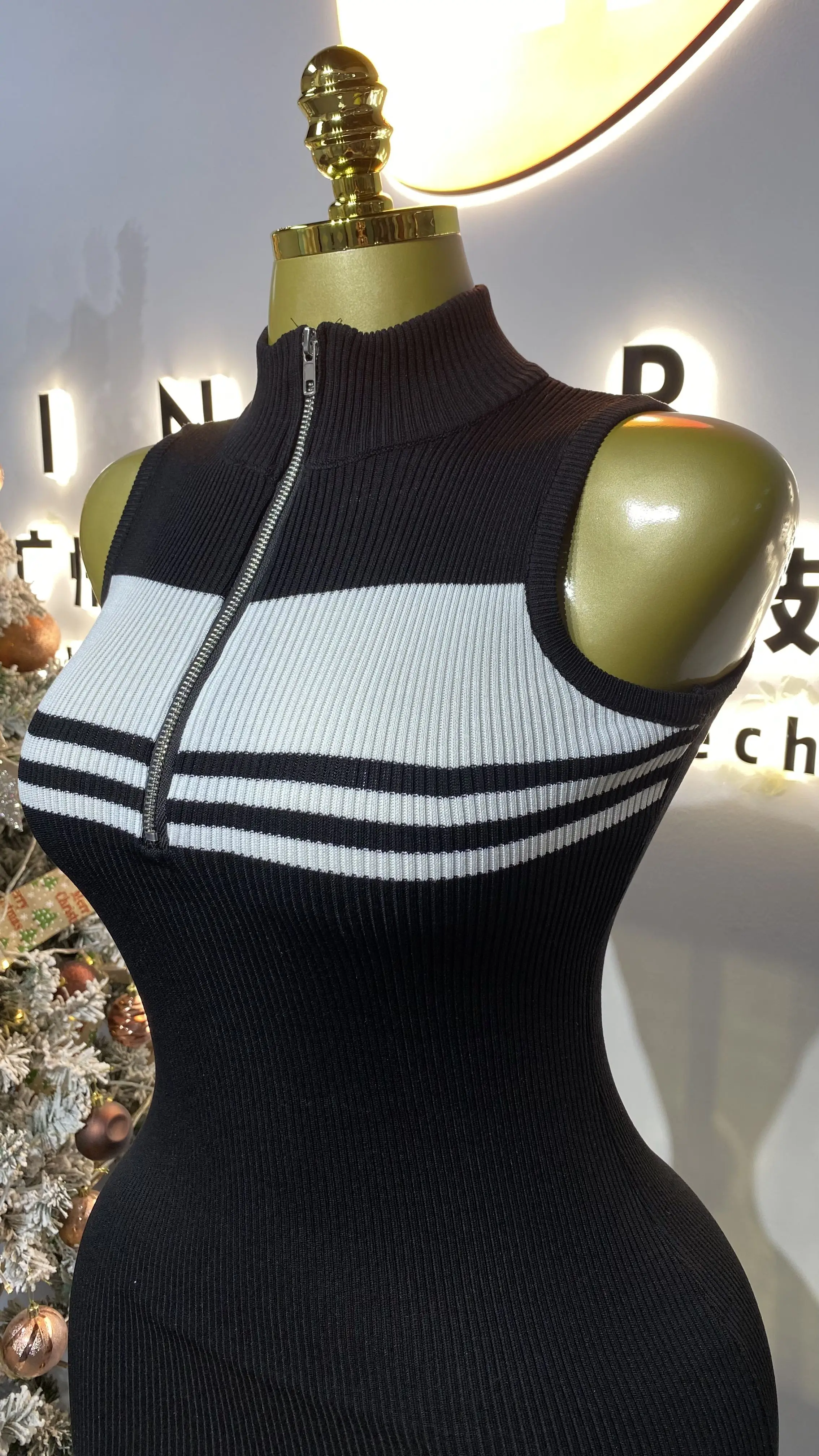 مخطط محبوك سترة بلا أكمام فستان قصير مثير سليم صالح الورك مطاطا سستة التفاف اللباس-GZXX226