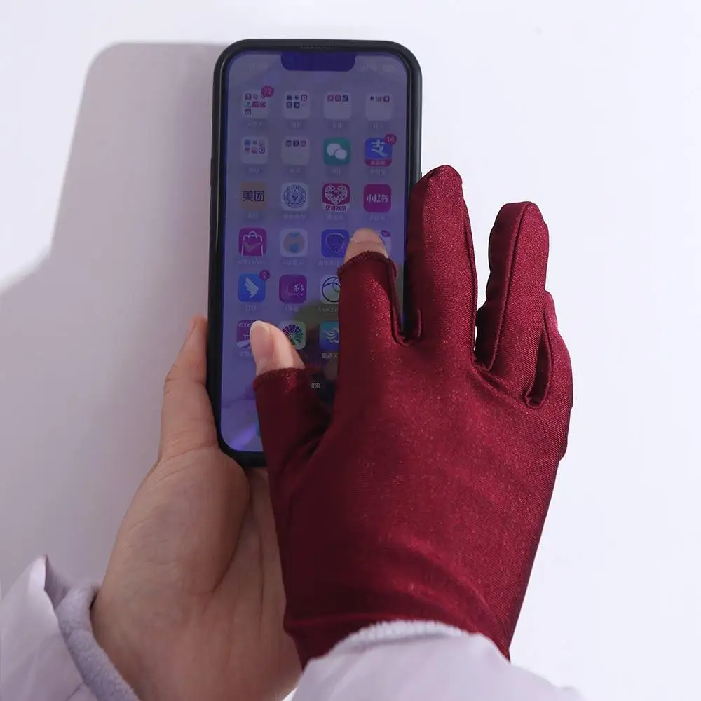 1 paio di guanti di protezione solare da donna in spandex guanti semi-dito in seta di ghiaccio sottile guanti di seta di ghiaccio protezione solare guanti mezze dita sottili