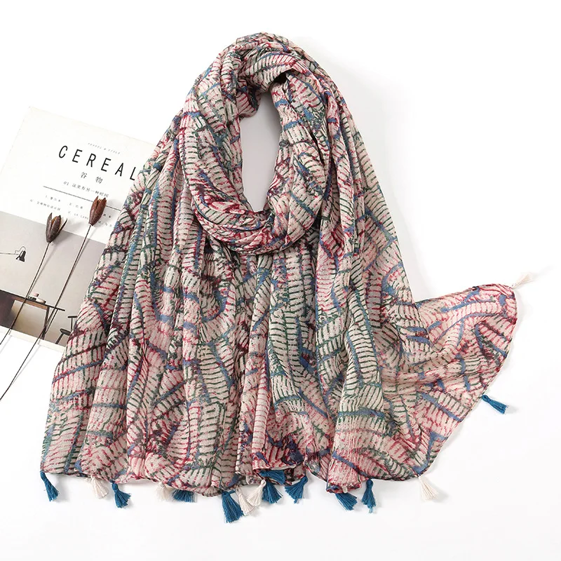 Sciarpa di cotone viscosa autunno donna scialli floreali adorabili avvolge sciarpe sottili da donna nappe di moda Foulard di qualità Pashmina 2023